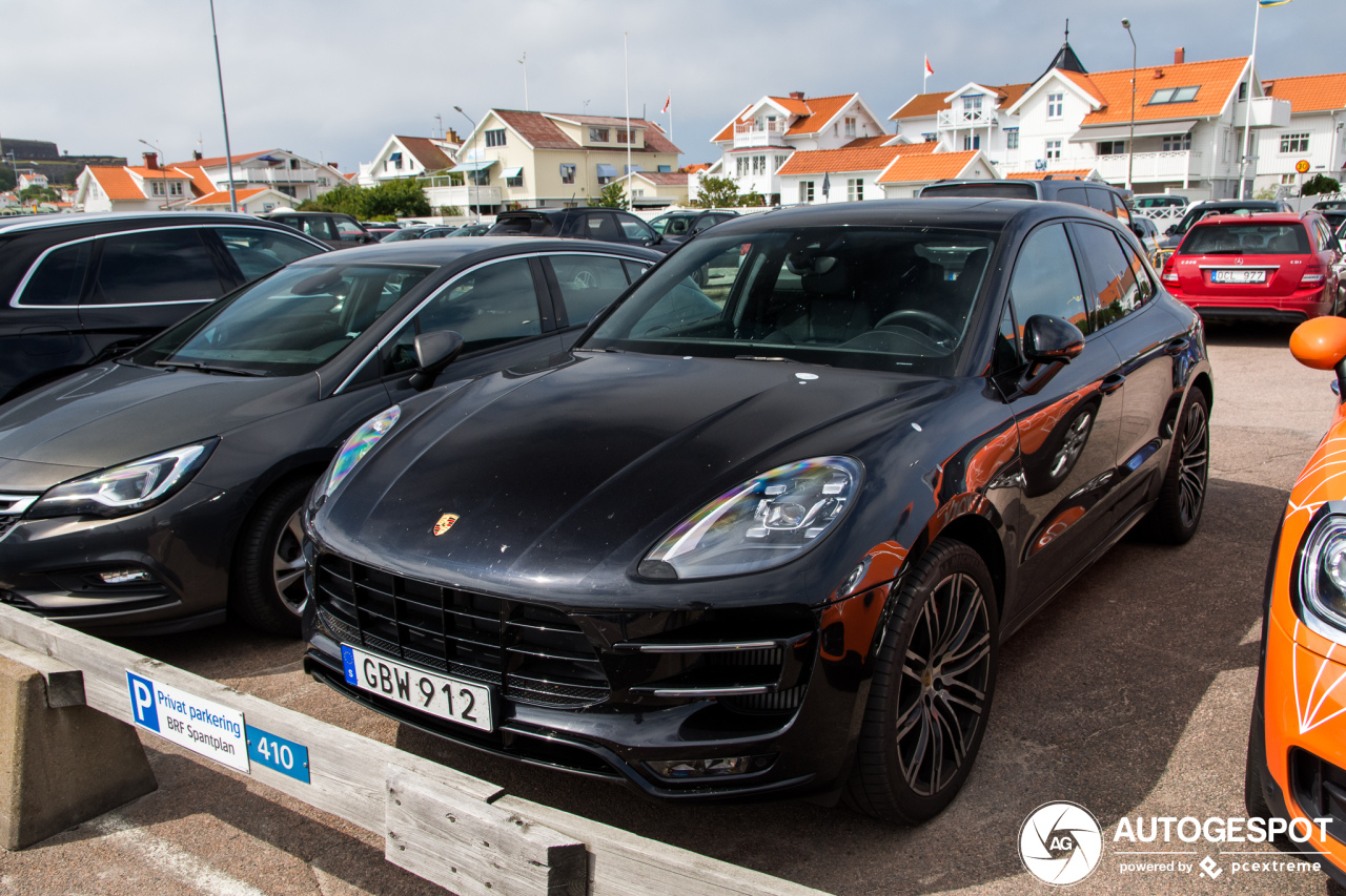 Porsche 95B Macan Turbo