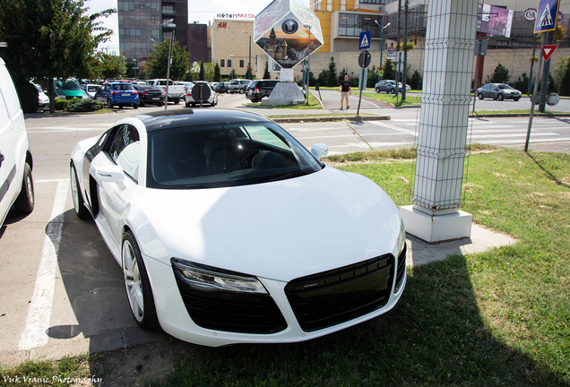 Audi R8 2013