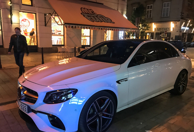 Mercedes-AMG E 63 S W213