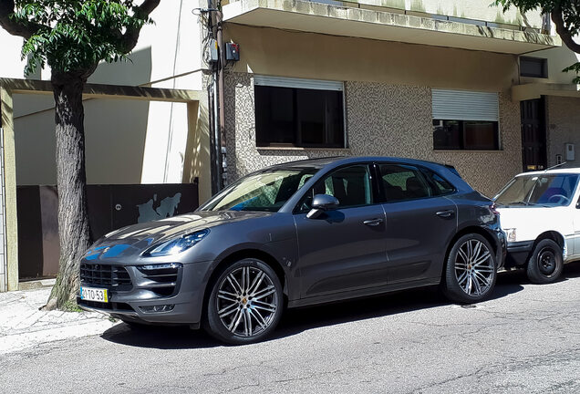 Porsche 95B Macan GTS