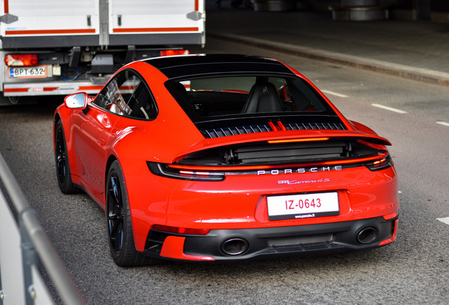 Porsche 992 Carrera 4S