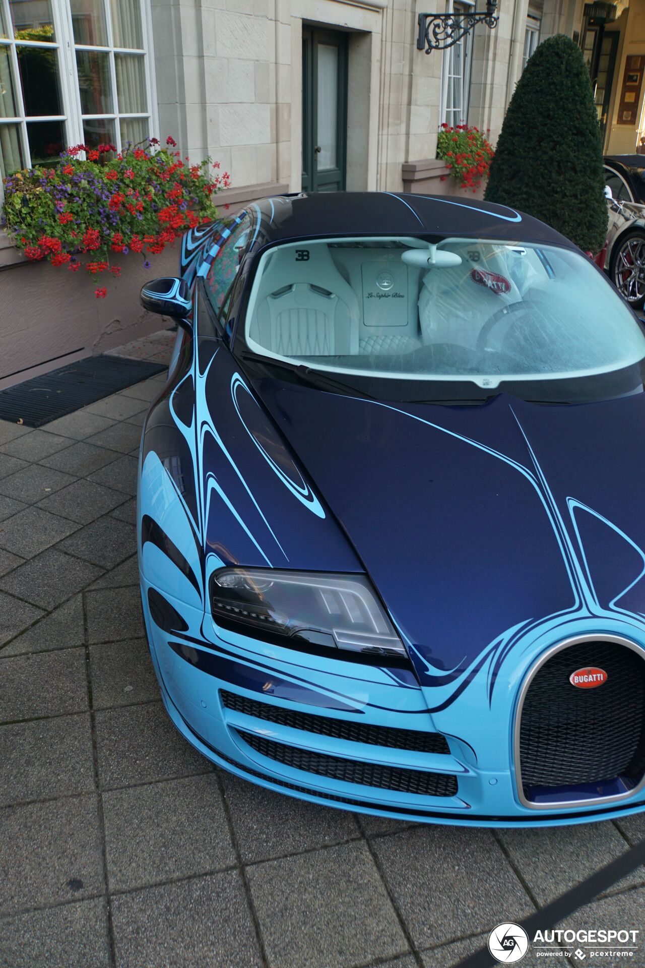 Bugatti Veyron 16.4 Super Sport Le Saphir Bleu