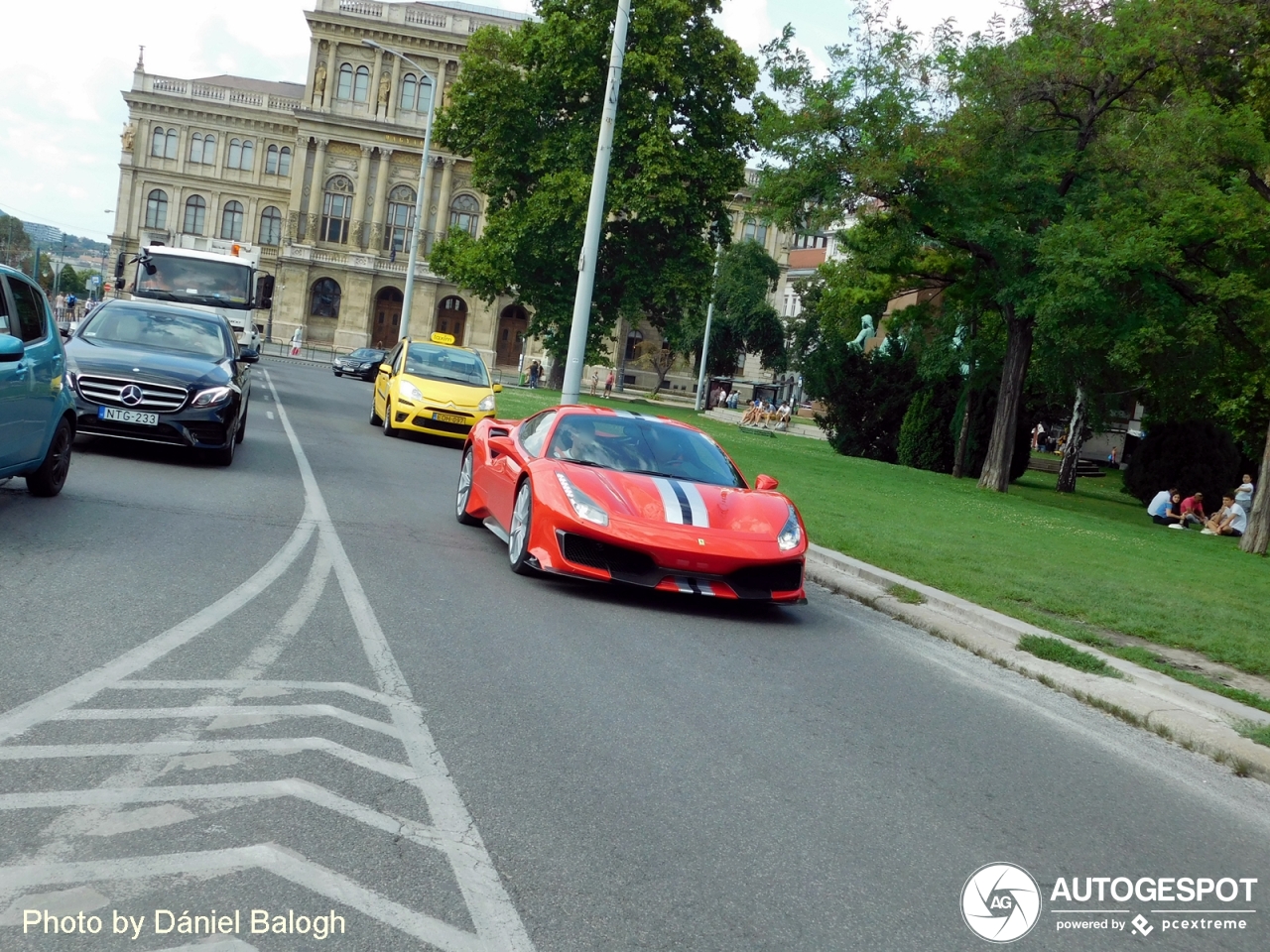 Ferrari 488 Pista