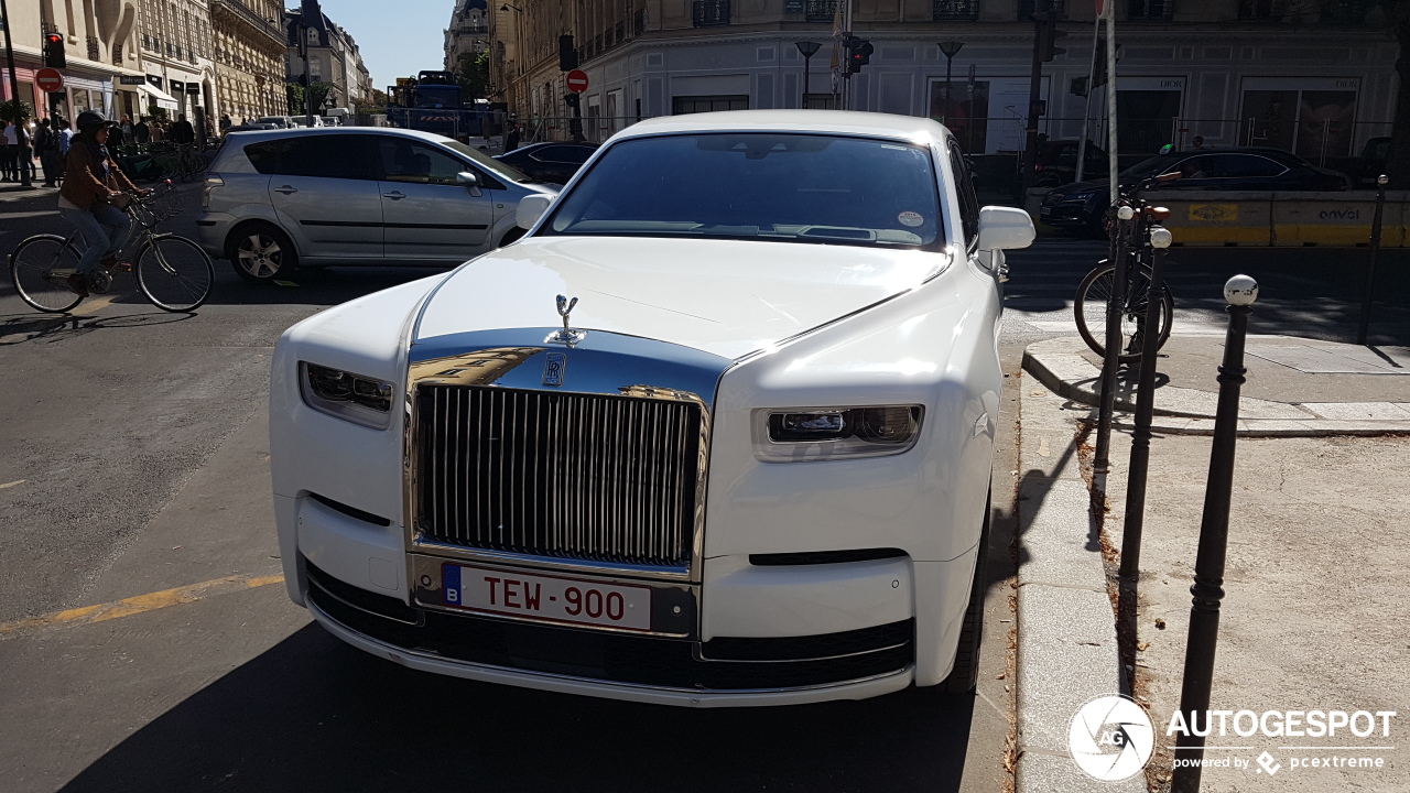 Rolls-Royce Phantom VIII EWB