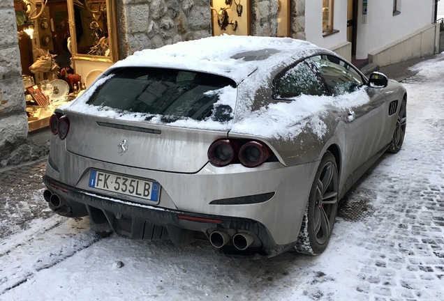 Ferrari GTC4Lusso