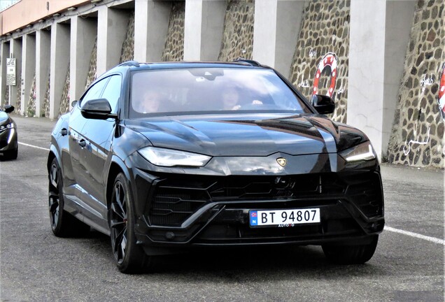 Lamborghini Urus