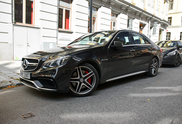 Mercedes-Benz E 63 AMG S W212