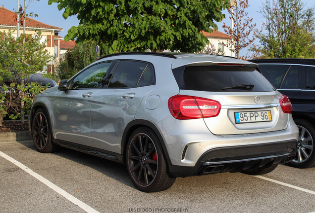 Mercedes-Benz GLA 45 AMG X156