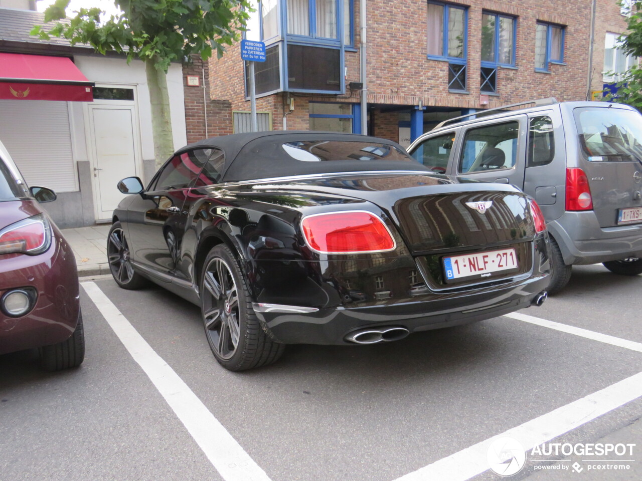 Bentley Continental GTC V8