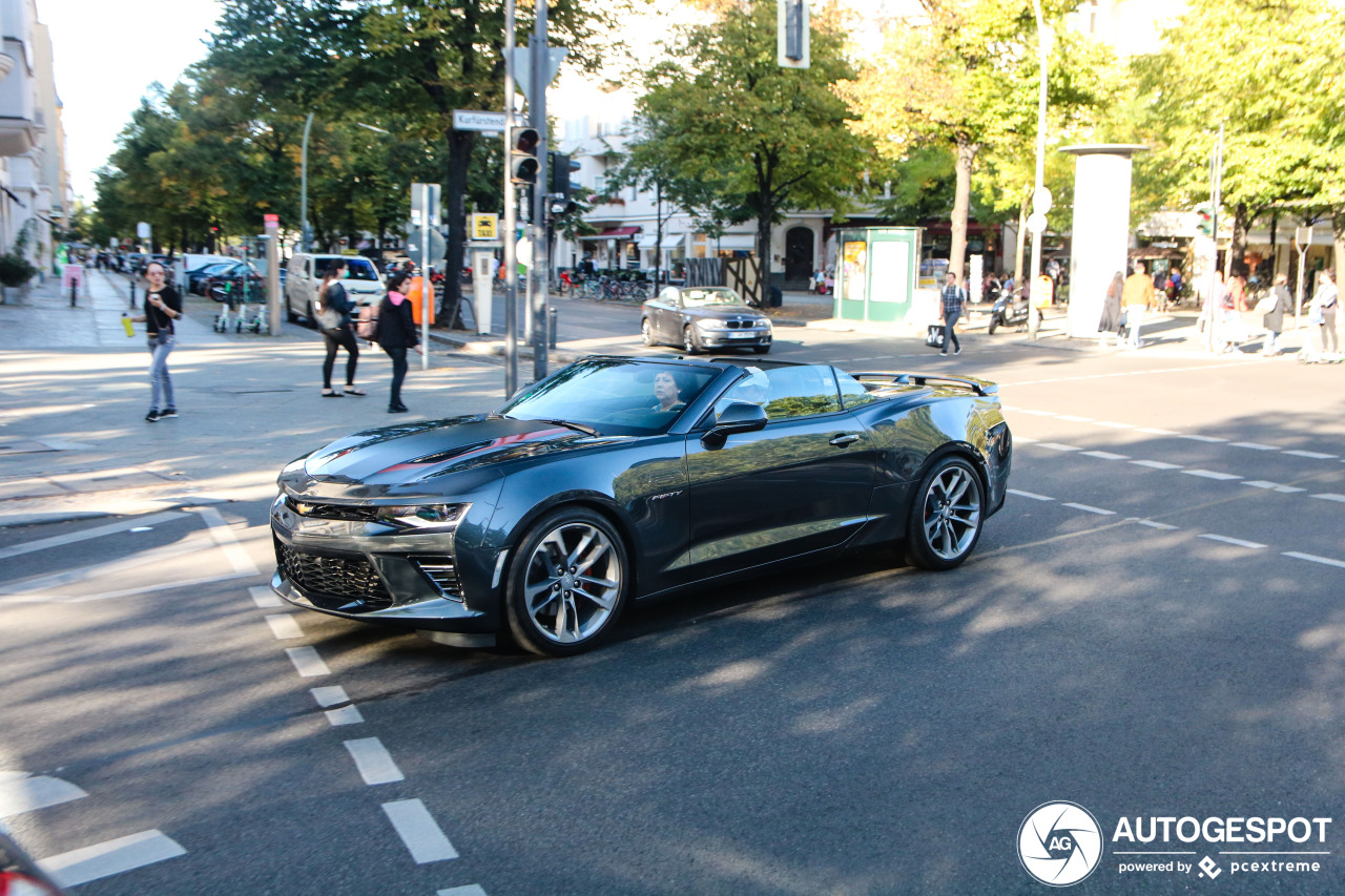 Chevrolet Camaro SS Convertible 2016 50th Anniversary