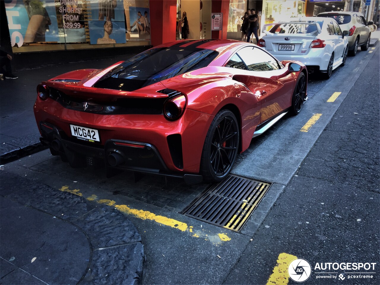 Ferrari 488 Pista