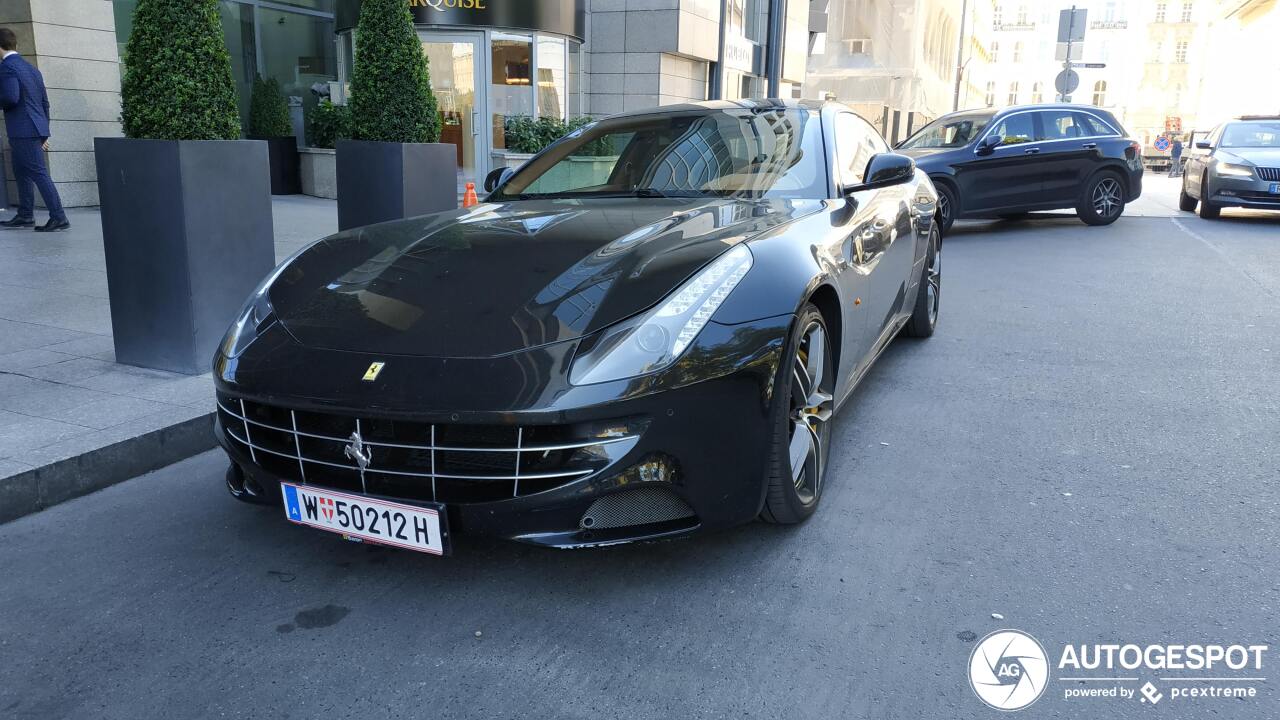 Ferrari FF