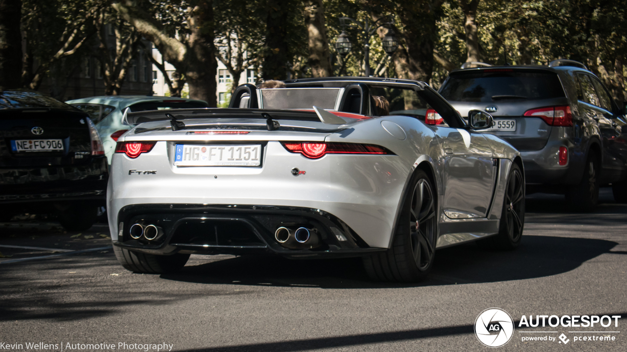 Jaguar F-TYPE SVR Convertible 2017