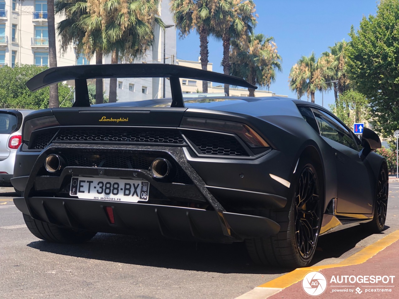 Lamborghini Huracán LP640-4 Performante