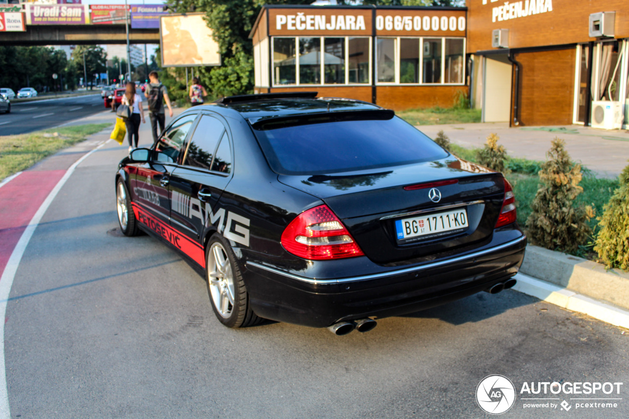 Mercedes-Benz E 55 AMG