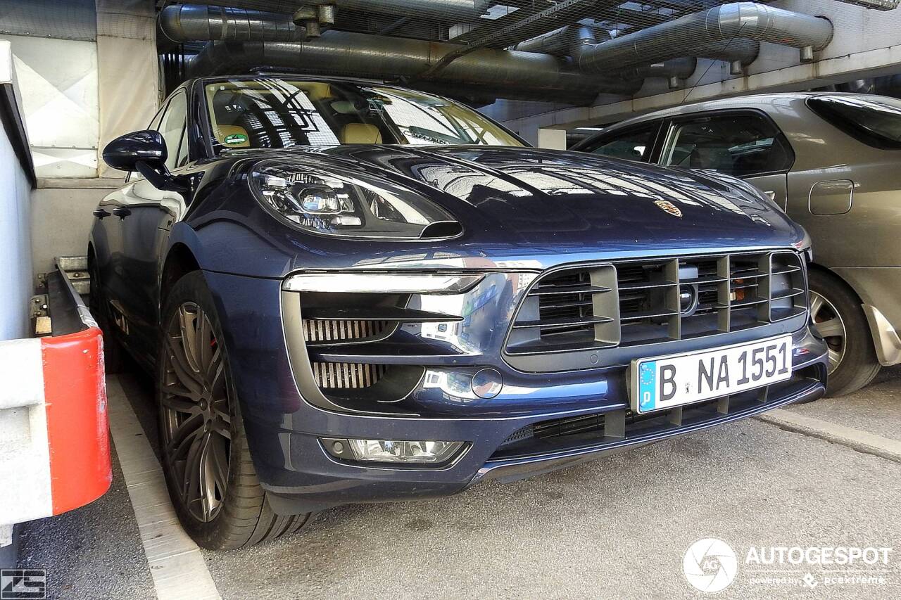 Porsche 95B Macan GTS