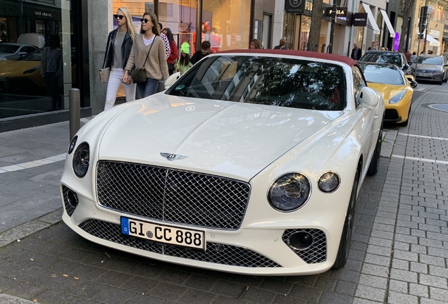 Bentley Continental GTC 2019