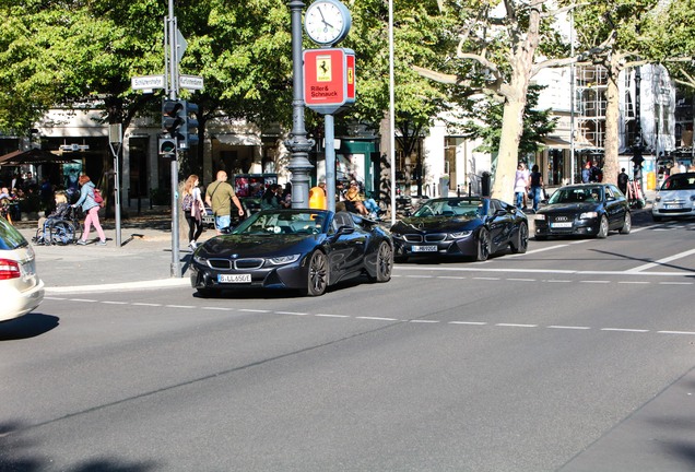 BMW i8 Roadster