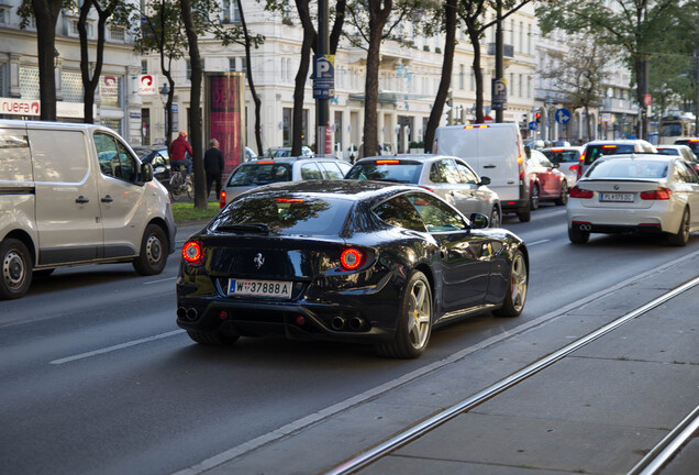 Ferrari FF