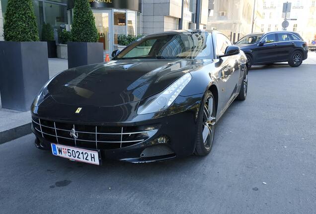 Ferrari FF