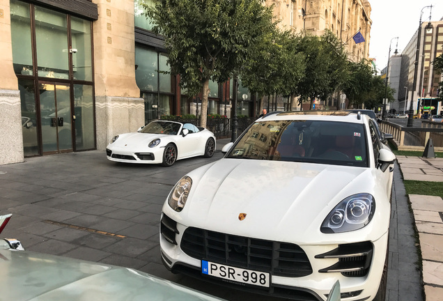 Porsche 95B Macan Turbo