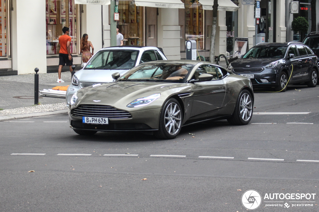 Aston Martin DB11