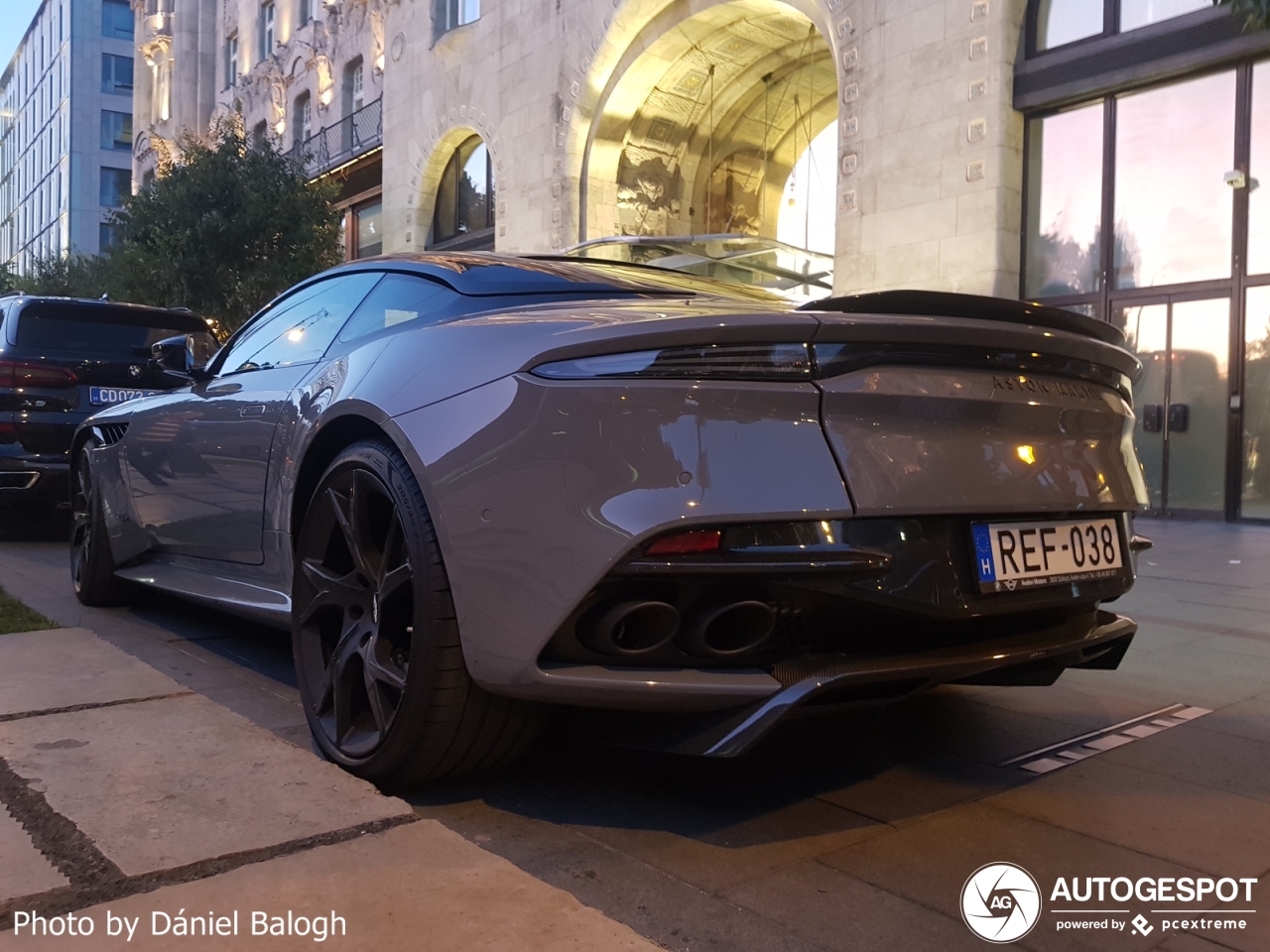 Aston Martin DBS Superleggera