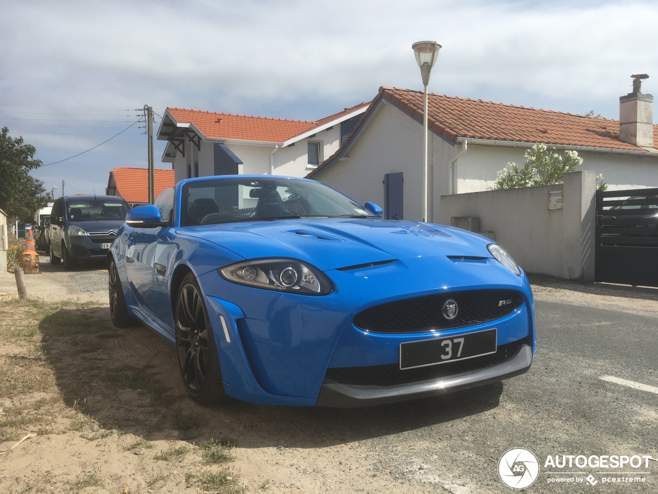 Jaguar XKR-S Convertible 2012