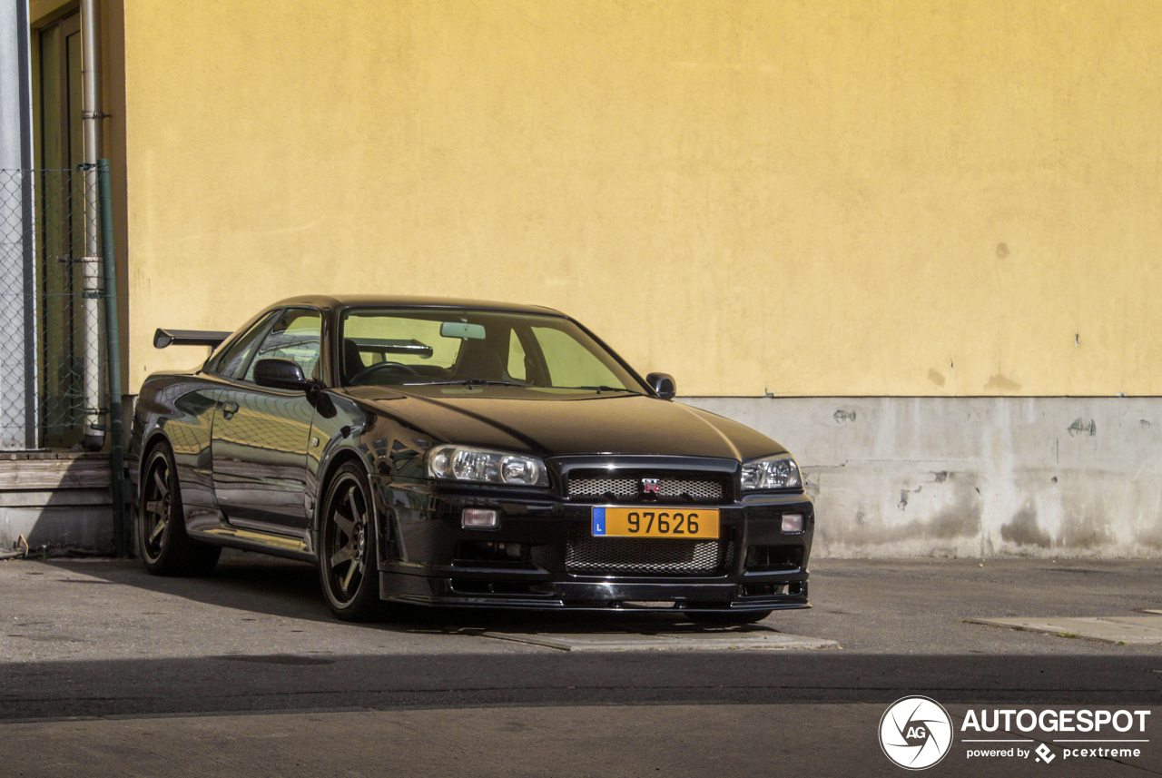 Nissan Skyline R34 GT-R V-Spec