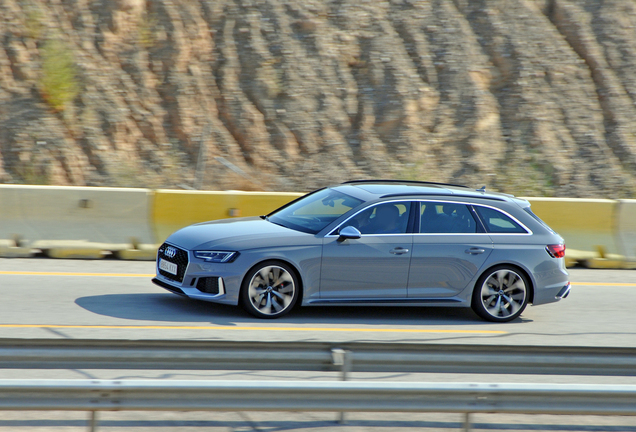 Audi RS4 Avant B9