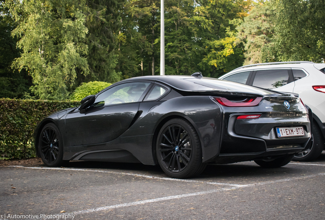 BMW i8