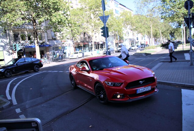 Ford Mustang GT 2015