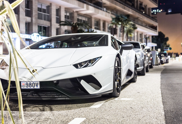 Lamborghini Huracán LP640-4 Performante