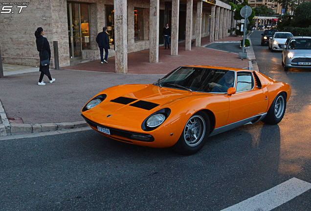 Lamborghini Miura P400 SV