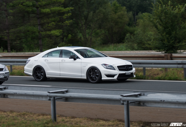 Mercedes-Benz CLS 63 AMG C218