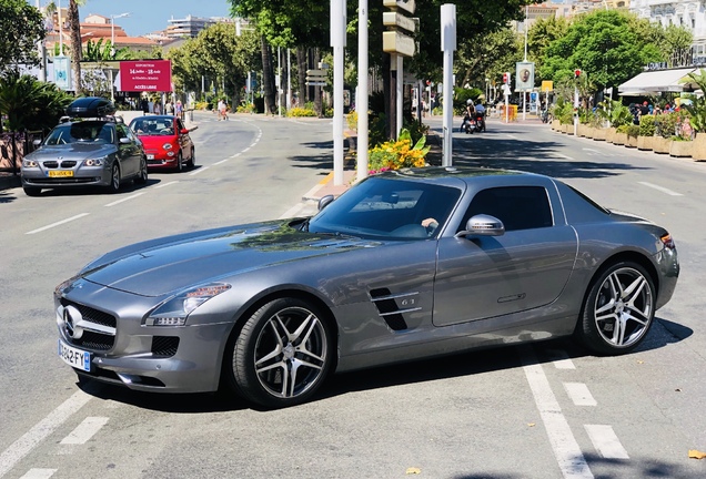 Mercedes-Benz SLS AMG