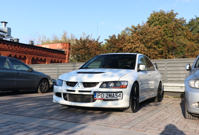 Mitsubishi Lancer Evolution VIII MR FQ