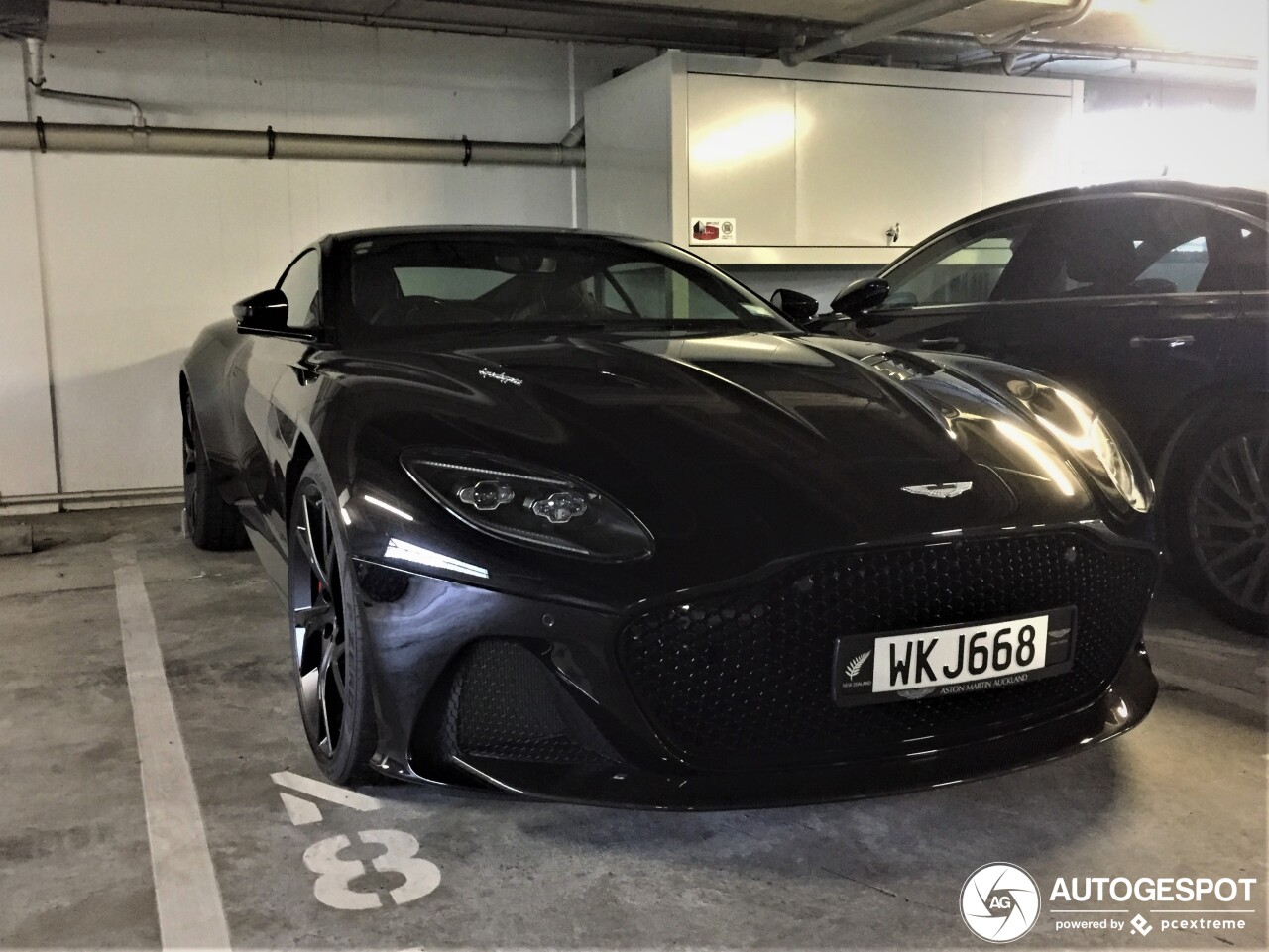 Aston Martin DBS Superleggera