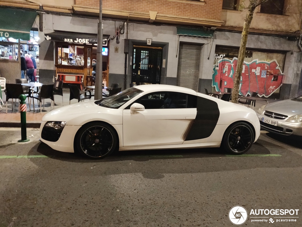 Audi R8