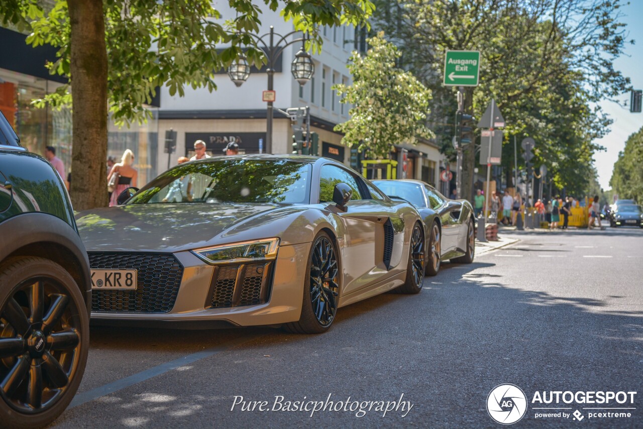 Audi R8 V10 Plus 2015