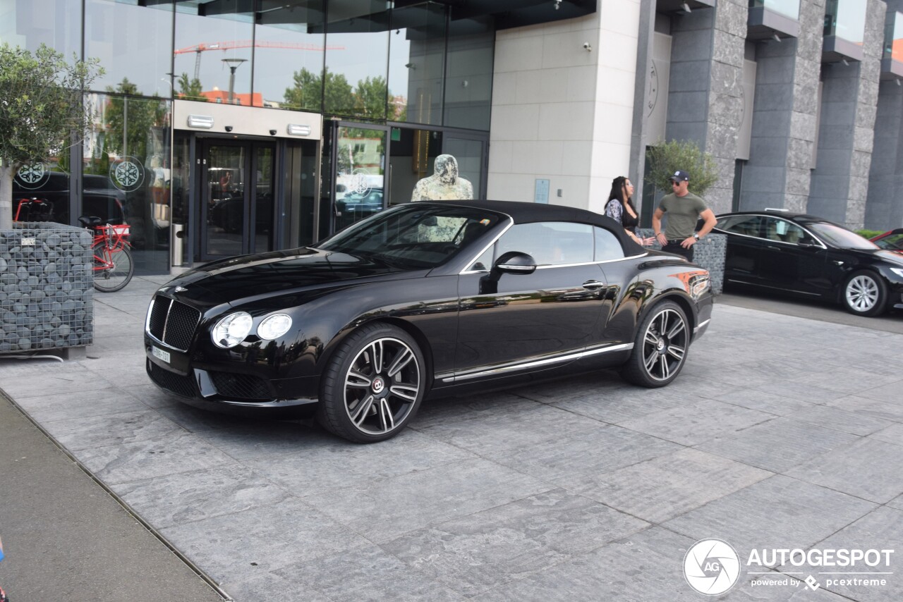 Bentley Continental GTC V8