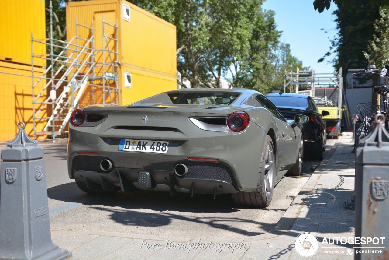 Ferrari 488 Spider