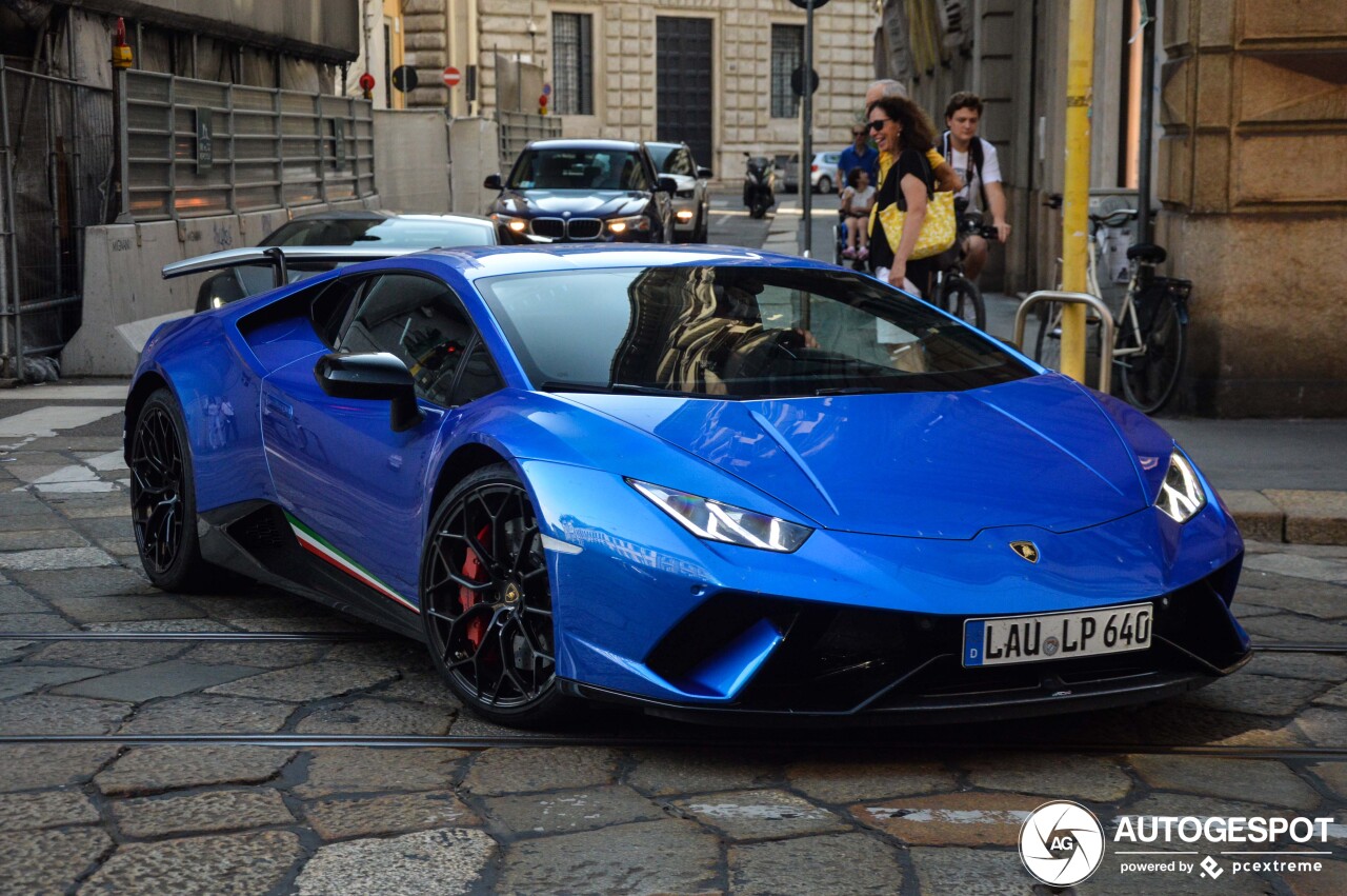 Lamborghini Huracán LP640-4 Performante