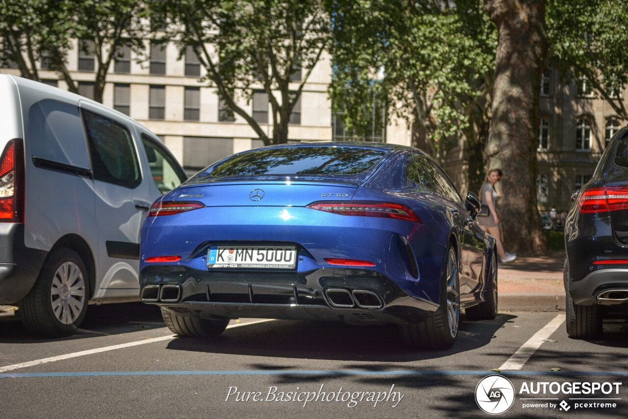 Mercedes-AMG GT 63 X290