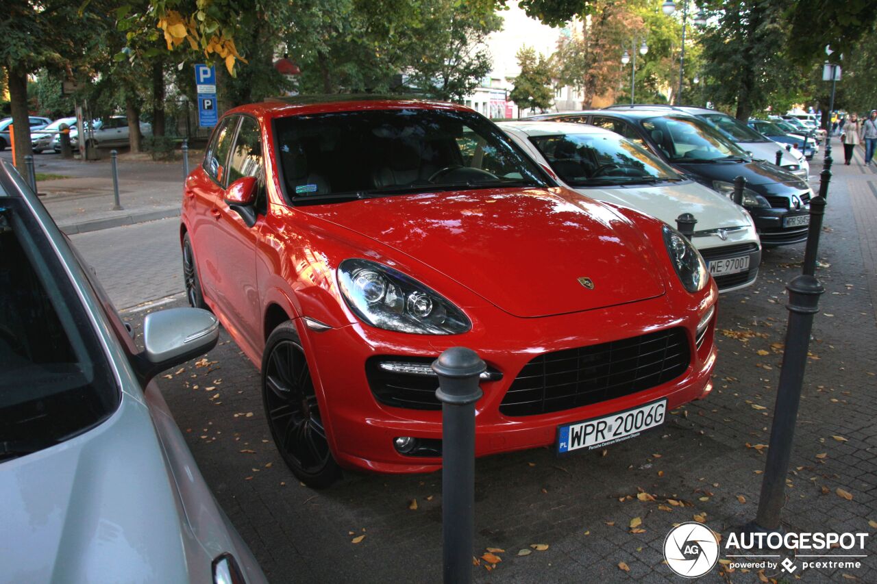 Porsche 958 Cayenne GTS