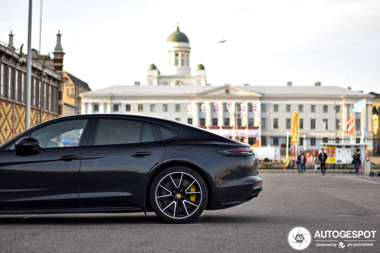 Porsche 971 Panamera Turbo S E-Hybrid