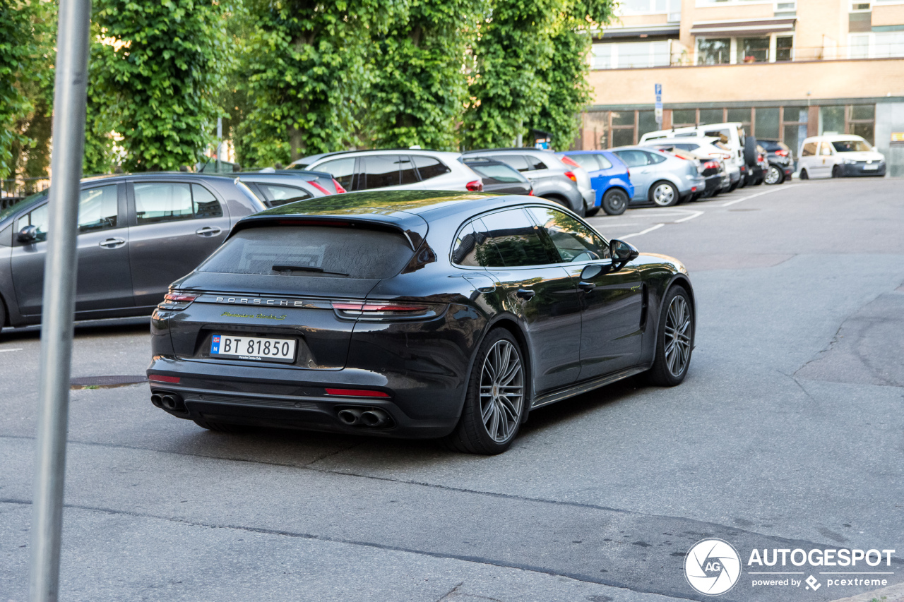 Porsche 971 Panamera Turbo S E-Hybrid Sport Turismo