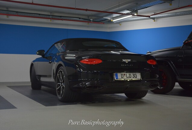 Bentley Continental GTC 2019