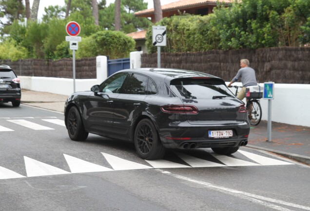 Porsche 95B Macan GTS