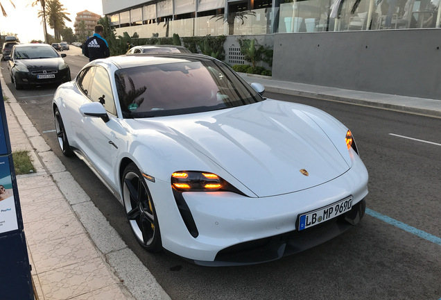 Porsche Taycan Turbo S